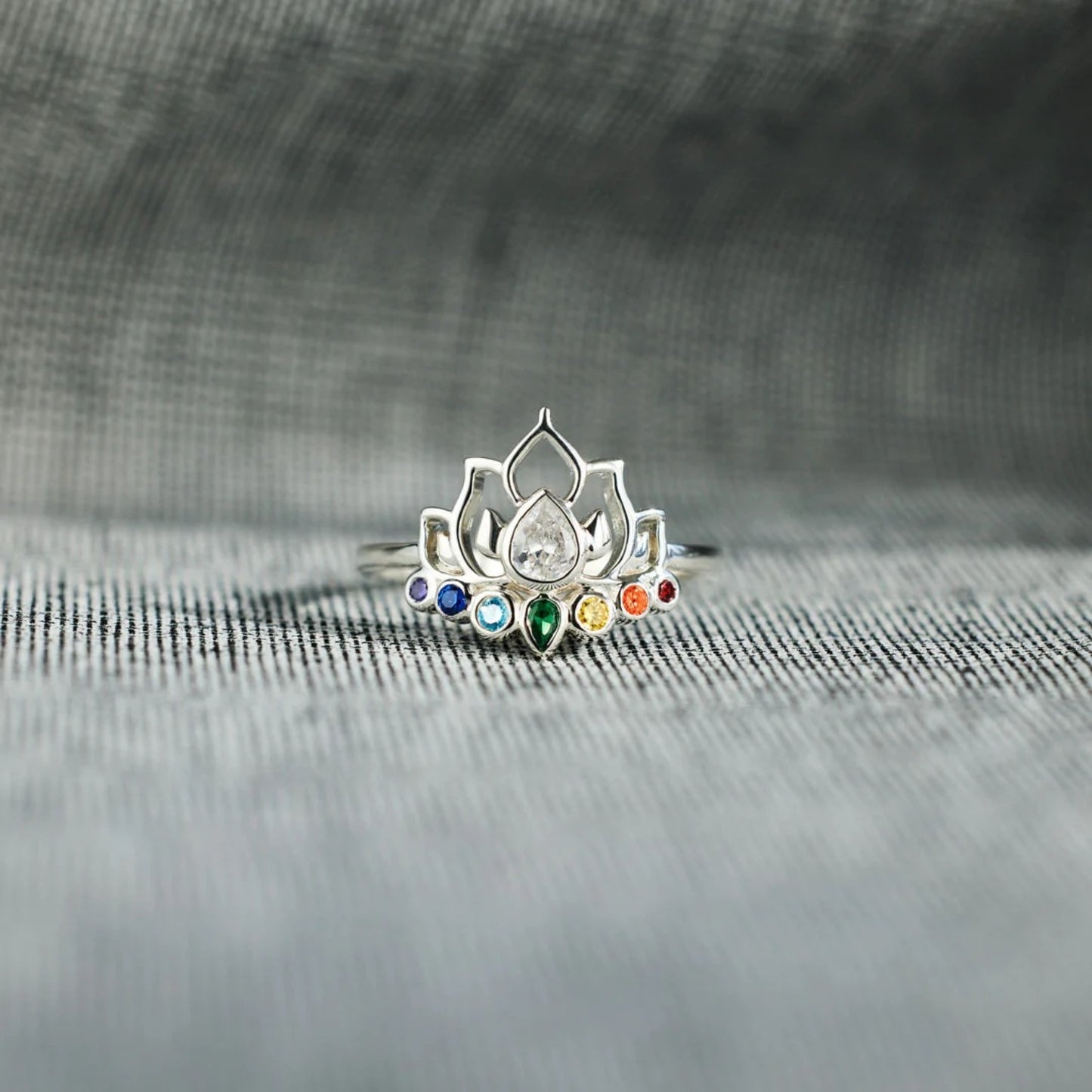 925 Sterling Silver Inlaid Zircon Lotus Shape Ring 