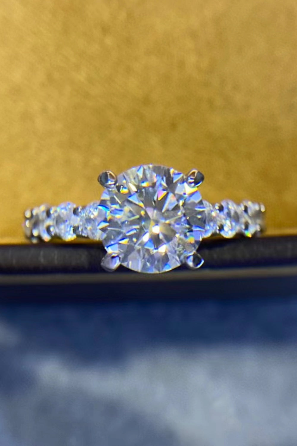 2 Carat 4-Prong Moissanite Ring 