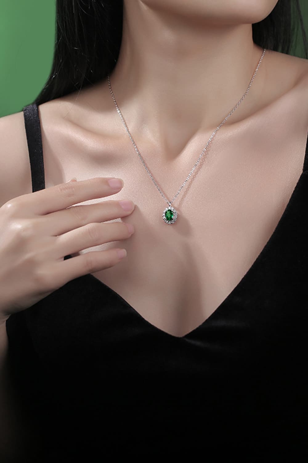 1.5 Carat Lab-Grown Emerald 925 Sterling Silver Necklace 