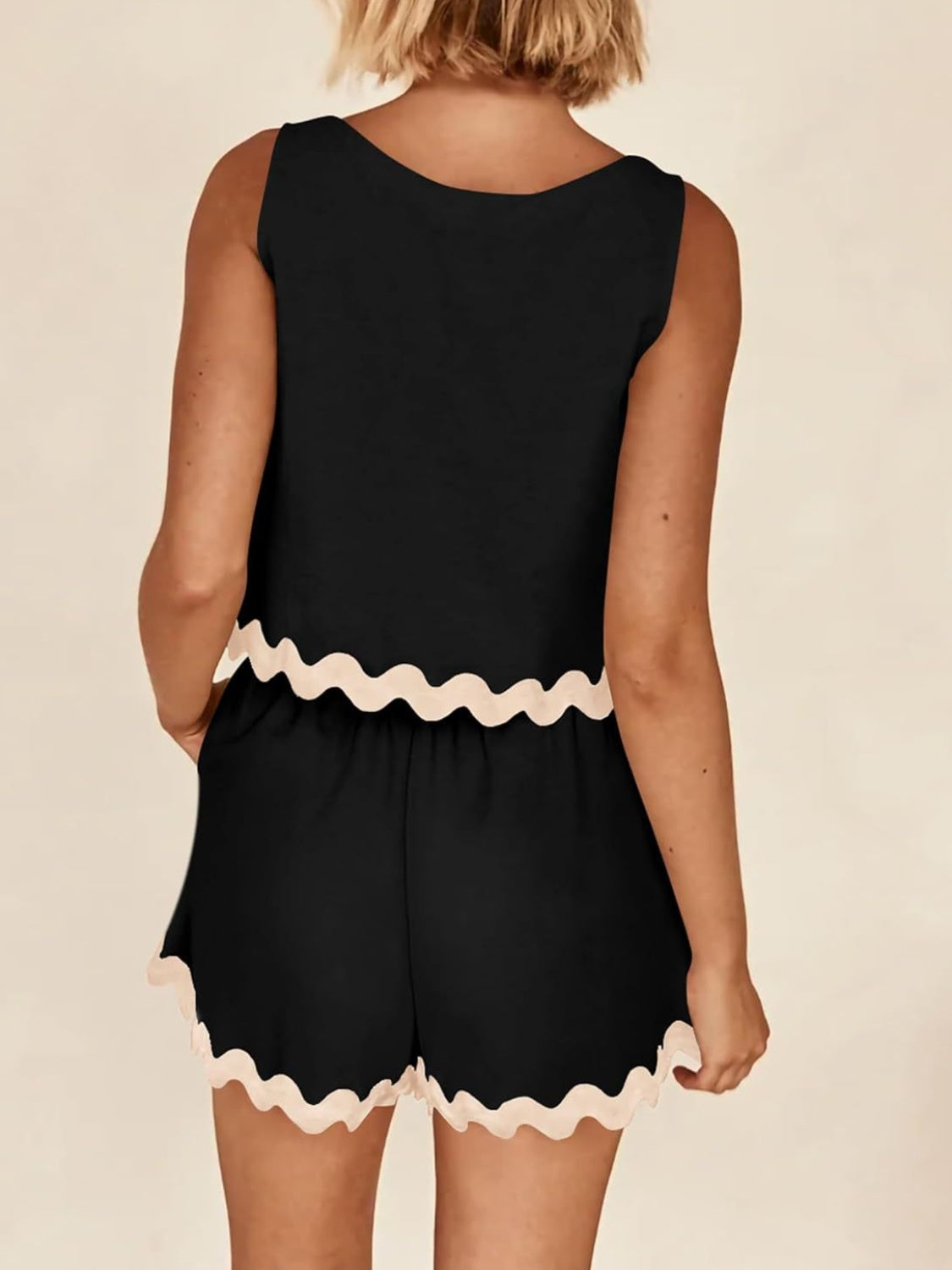 Contrast Trim Sleeveless Top and Shorts Set 