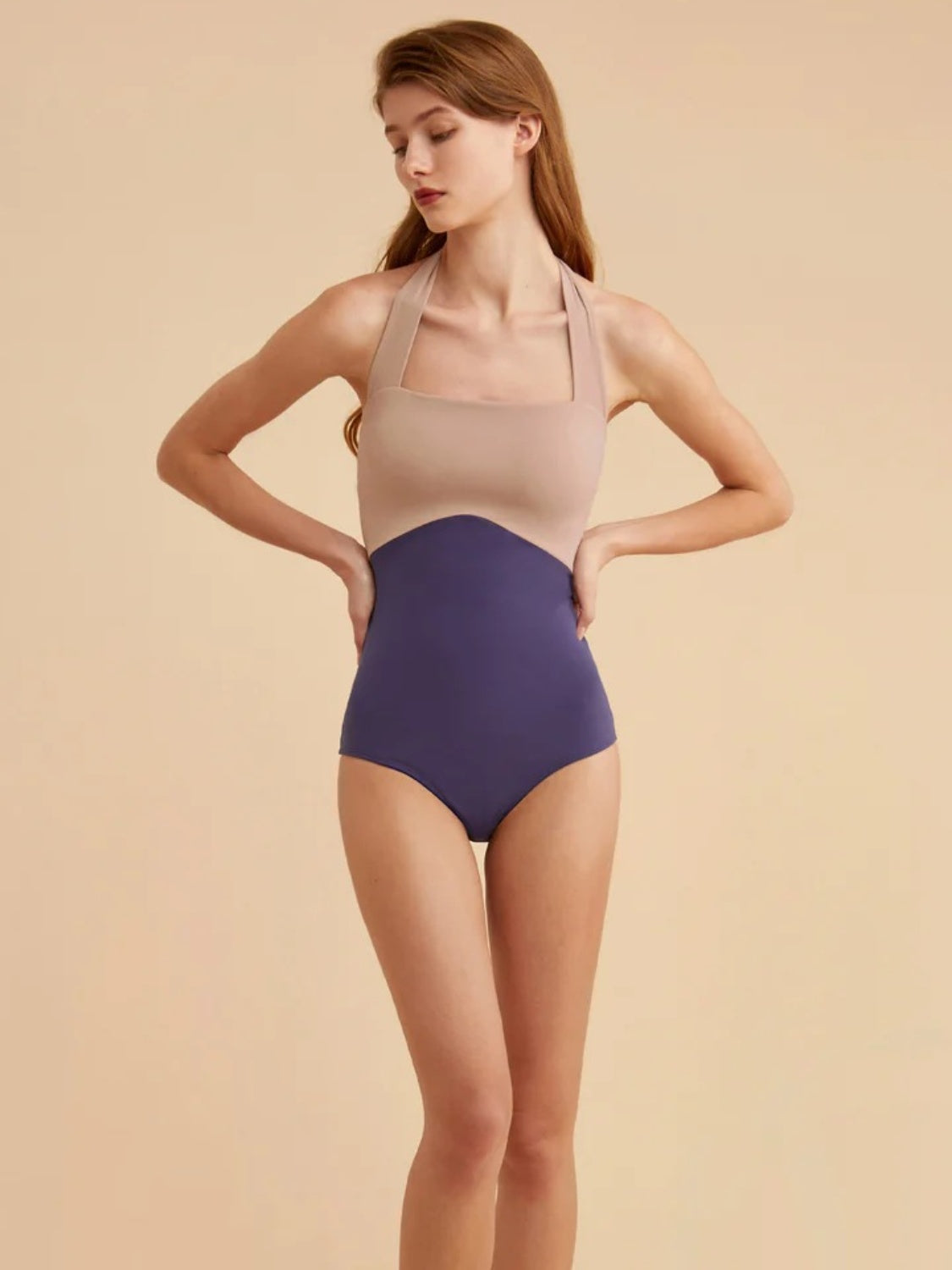 Contrast Halter Neck One-Piece Swimwear 