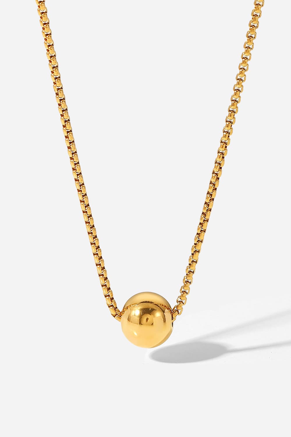 18K Gold-Plated Round Shape Pendant Necklace 