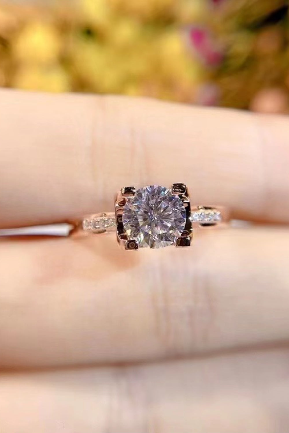 1 Carat Moissanite Ring 