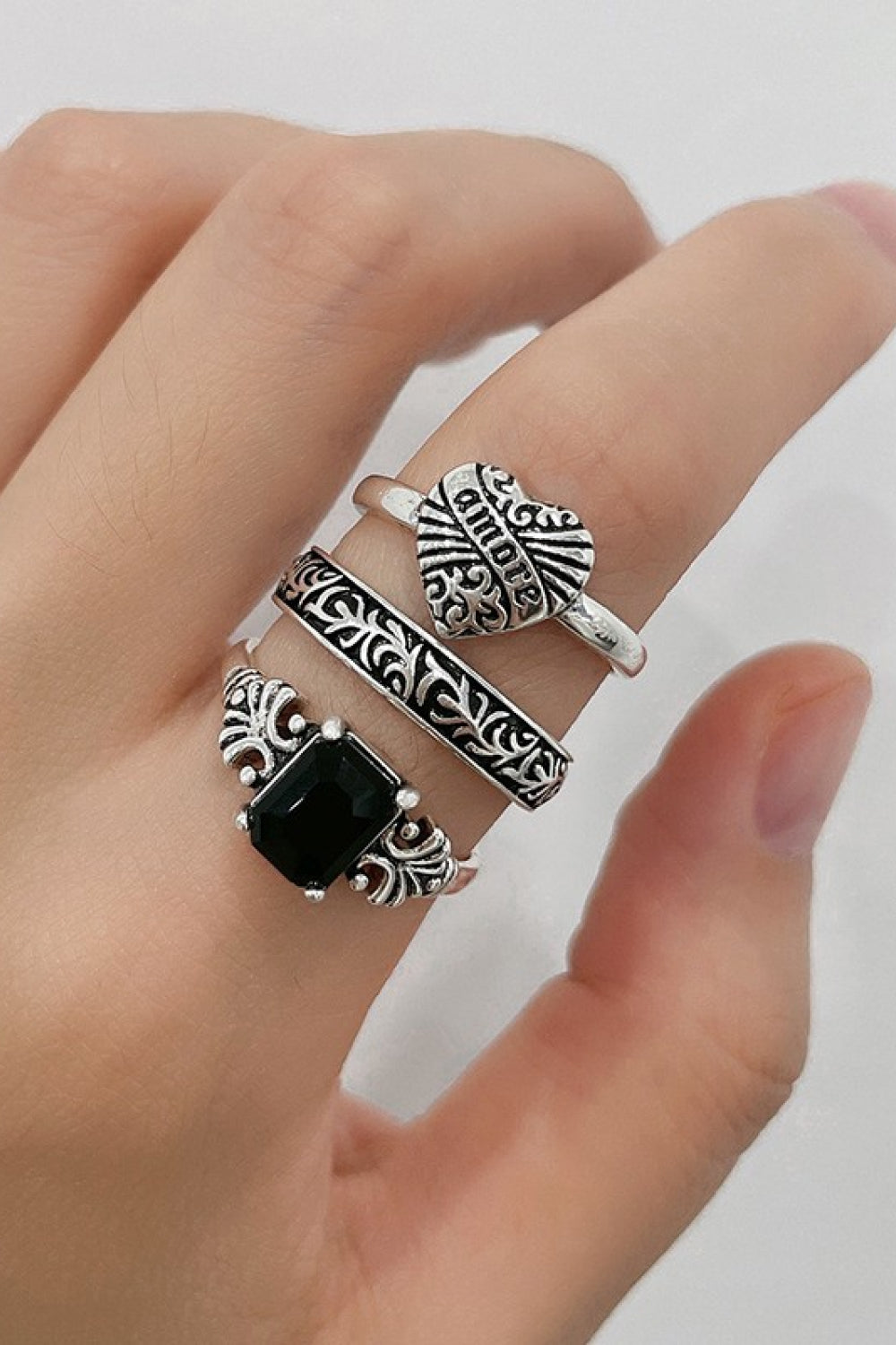 Zinc Alloy Three-Piece Ring Set 