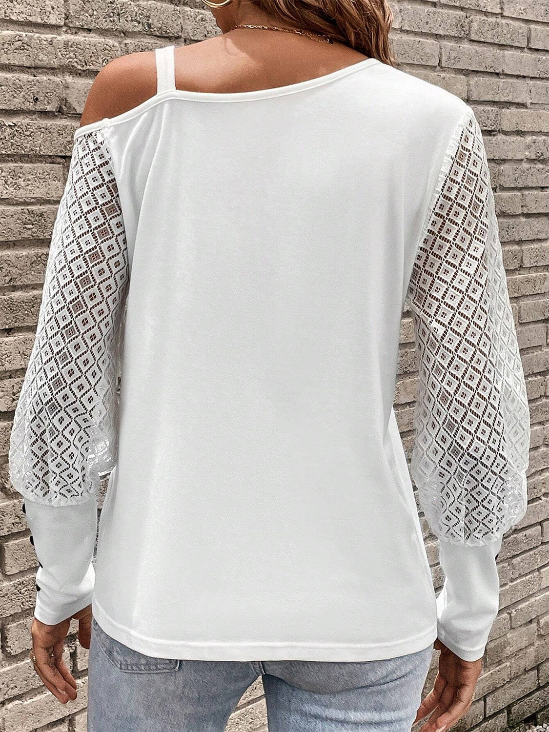 Asymmetrical Neck Lace Long Sleeve T-Shirt 