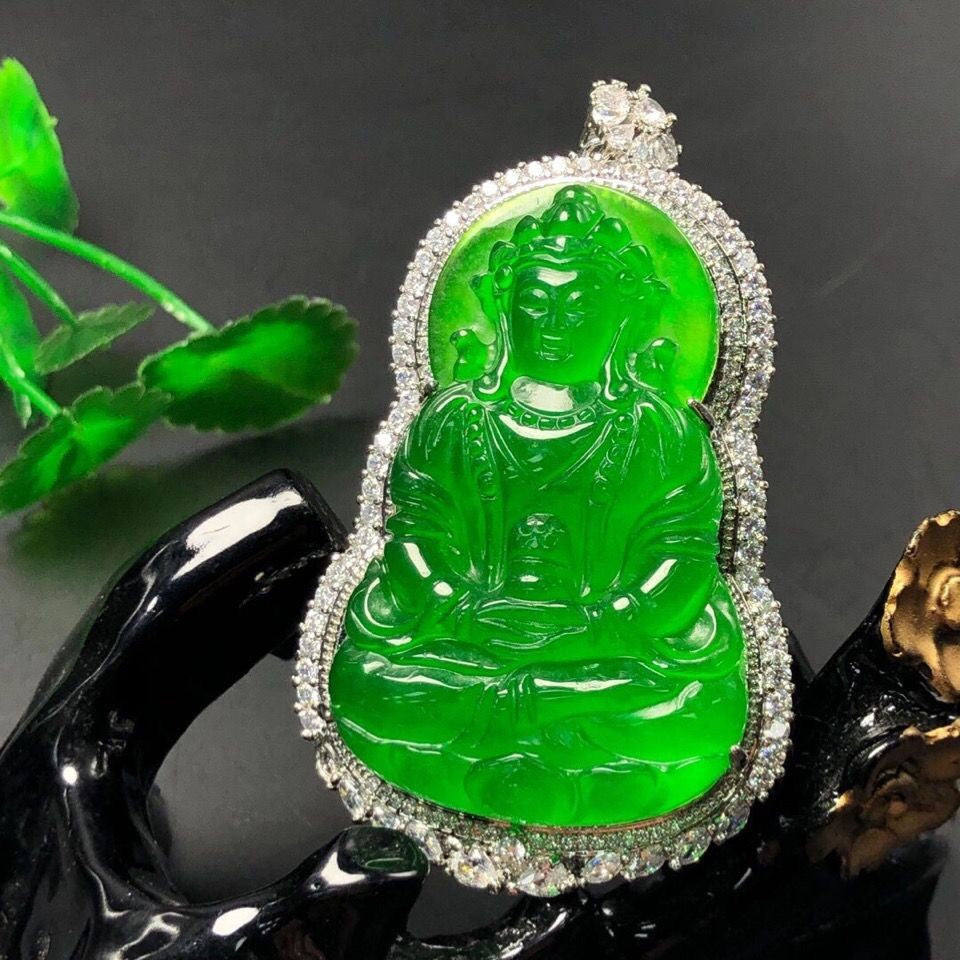 Female Natural Jade Green Maitreya Buddha Guanyin Pendant Necklace