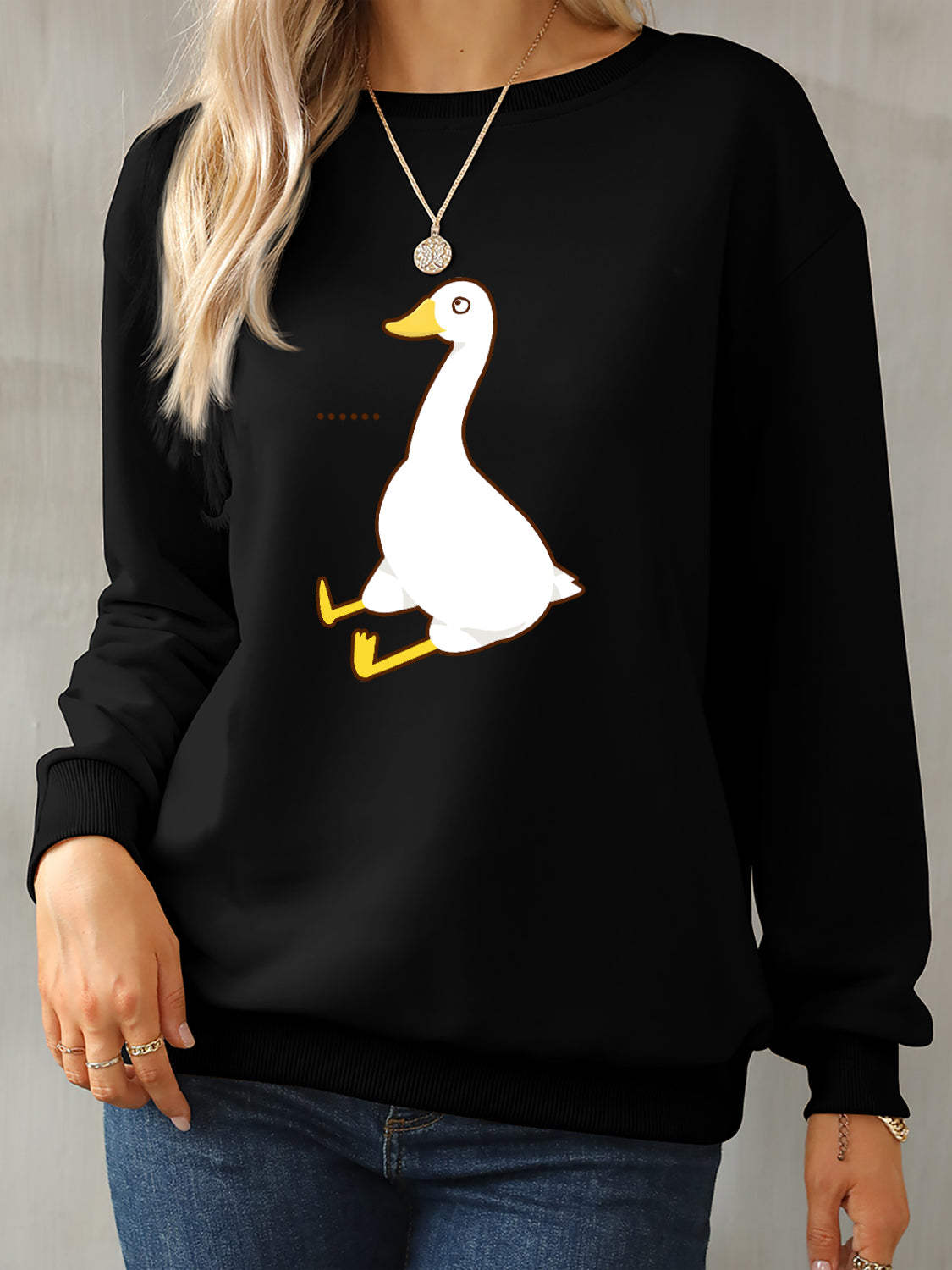 Goose Graphic Round Neck Sweatshirt 