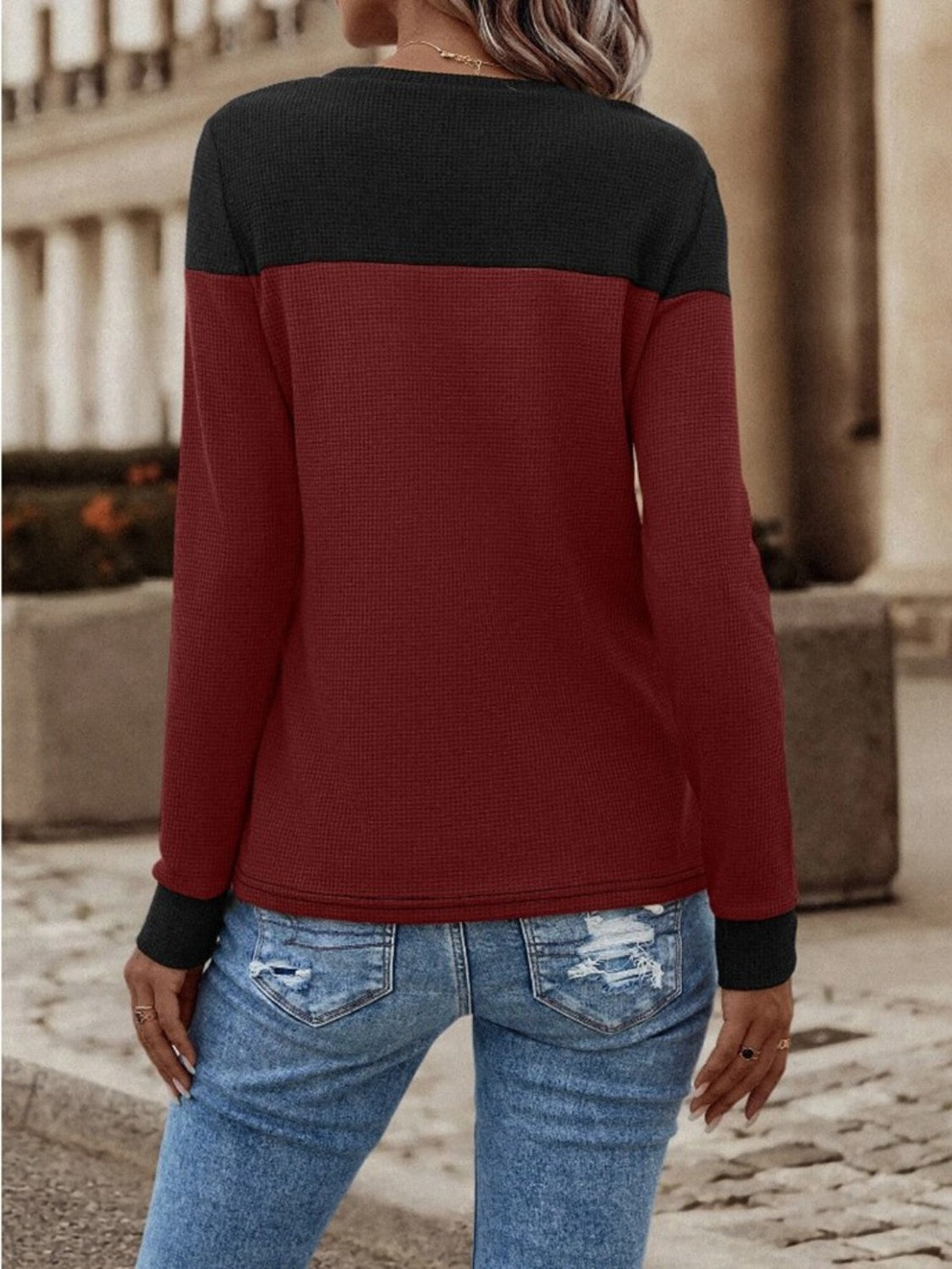 Contrast Buttoned Round Neck Long Sleeve T-Shirt 