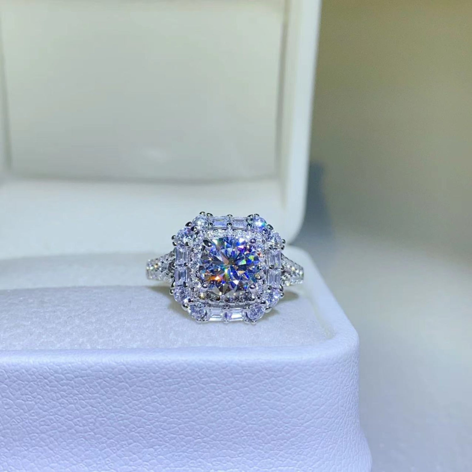 2 Carat Moissanite 925 Sterling Silver Ring 