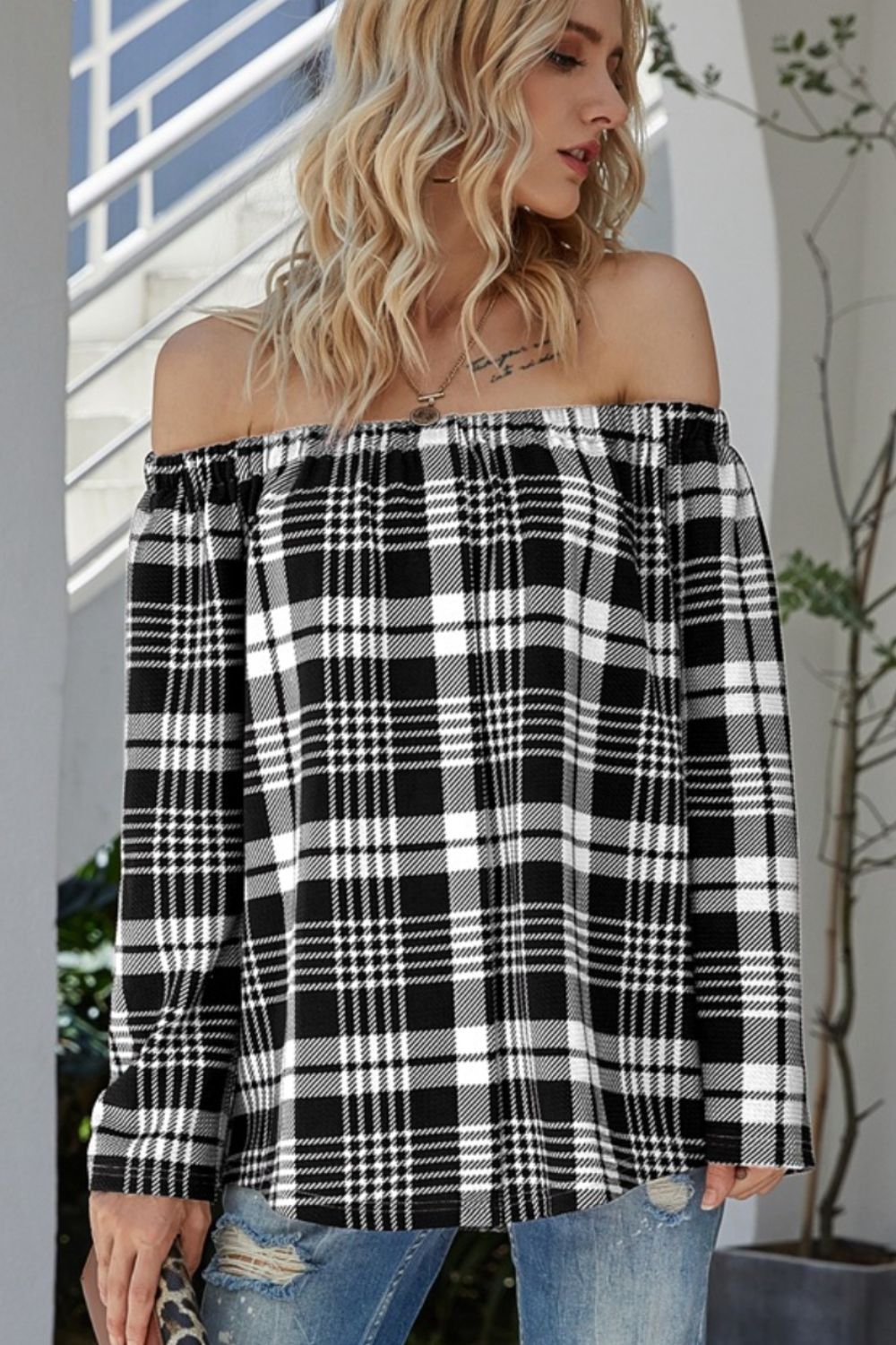 Off-Shoulder Striped Long Sleeve T-Shirt 