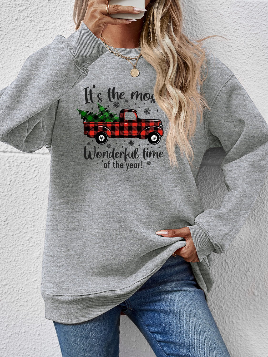 Graphic Round Neck Long Sleeve Sweatshirt 