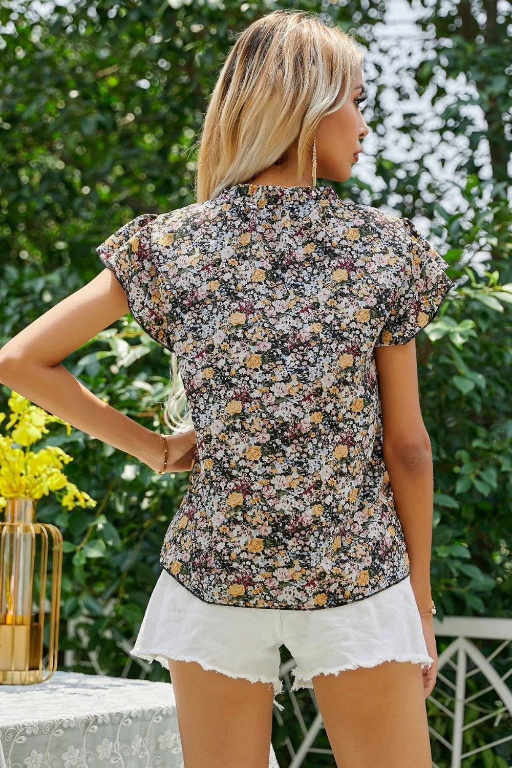 Floral Notched Flutter Sleeve Top 