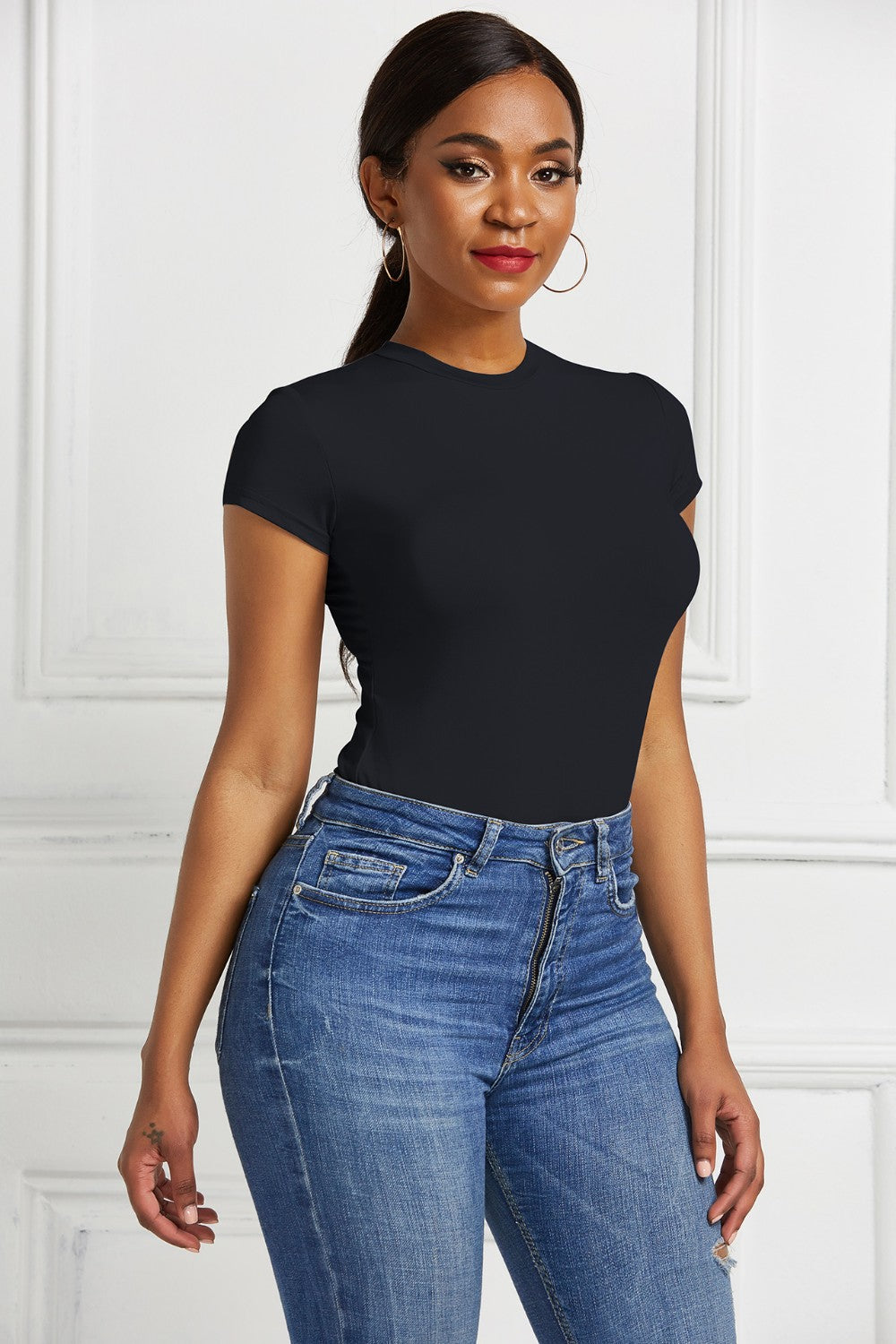 Round Neck Short Sleeve Bodysuit 