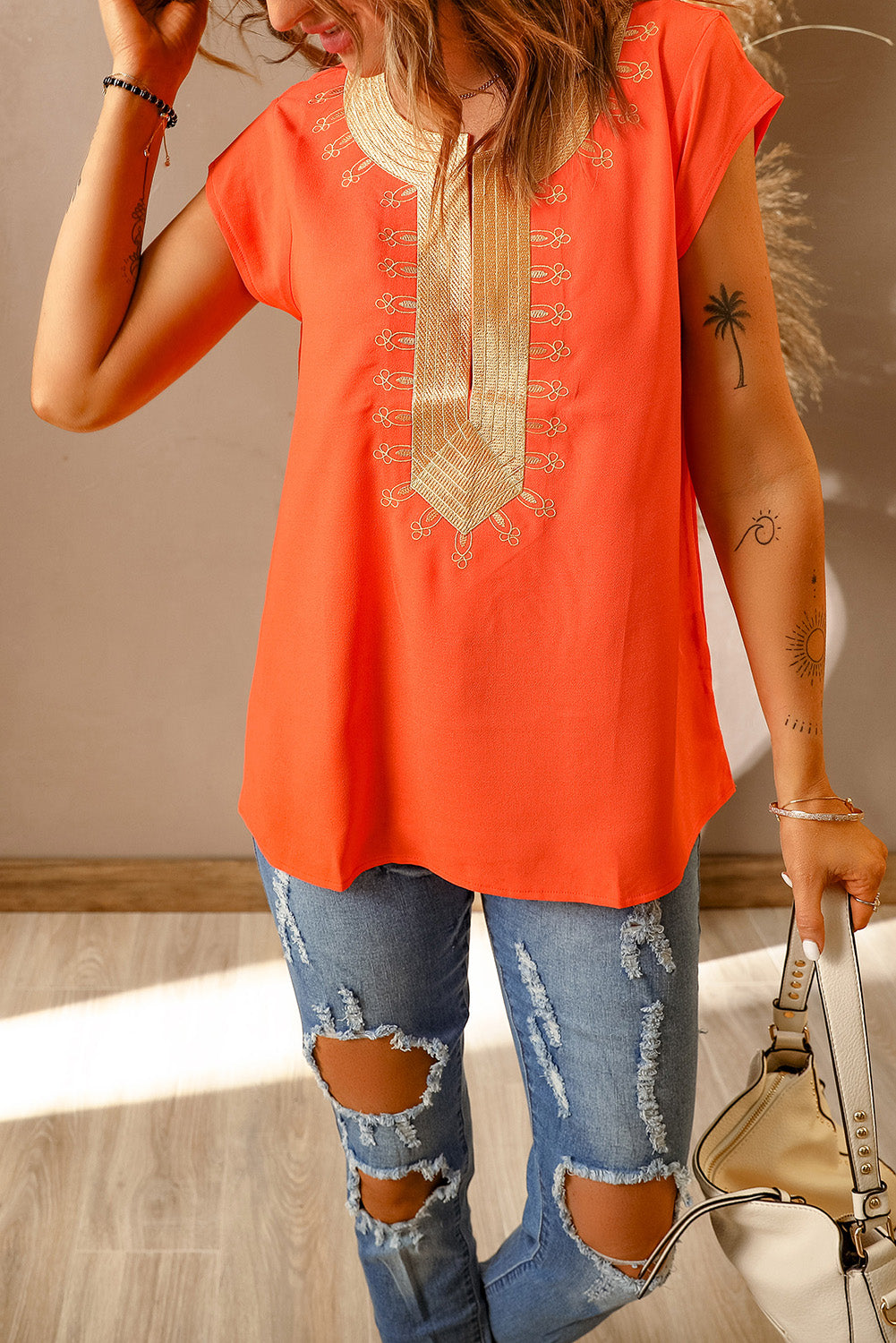 Embroidered Short Sleeve Blouse 