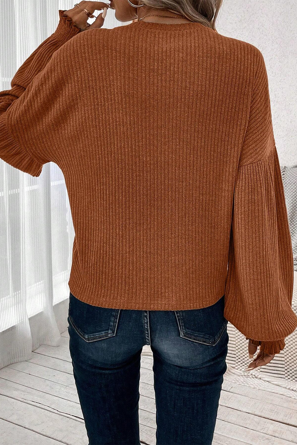 Round Neck Lantern Sleeve T-Shirt 