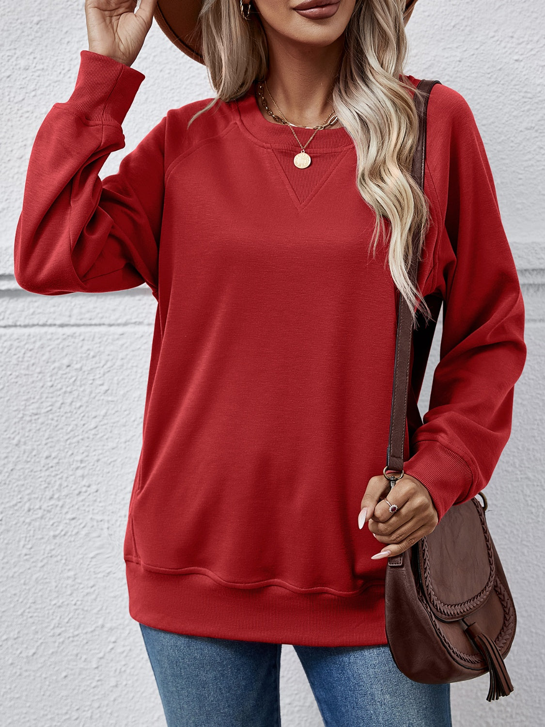 Round Neck Long Sleeve Sweatshirt 