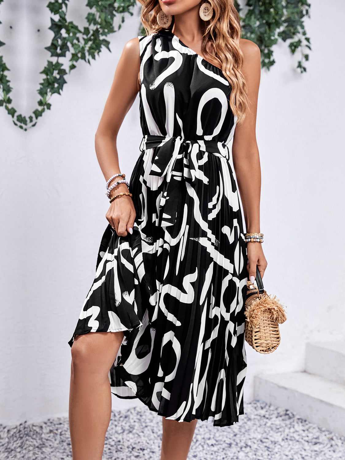 Printed Single Shoulder Tie Waist Dress 