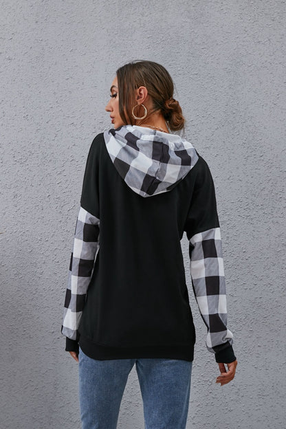 Plaid Drawstring Dropped Shoulder Hoodie 