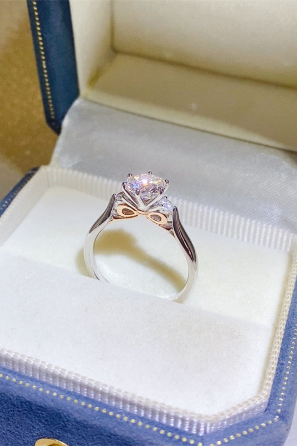 2 Carat Moissanite 925 Sterling Silver Ring 