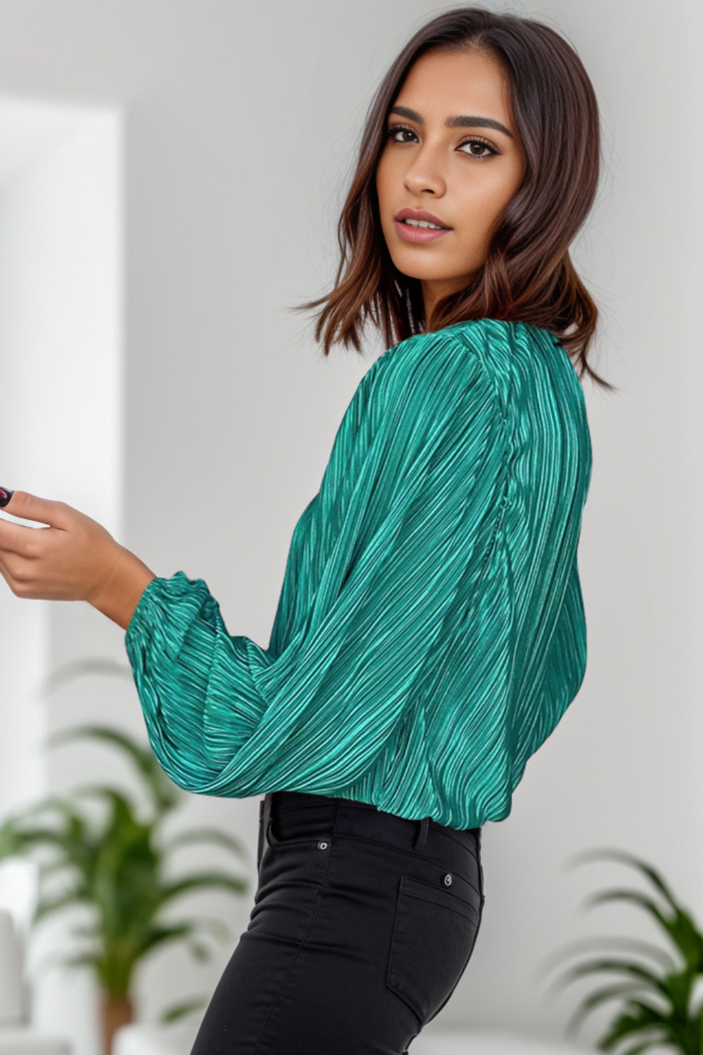 Round Neck Balloon Sleeve Blouse 