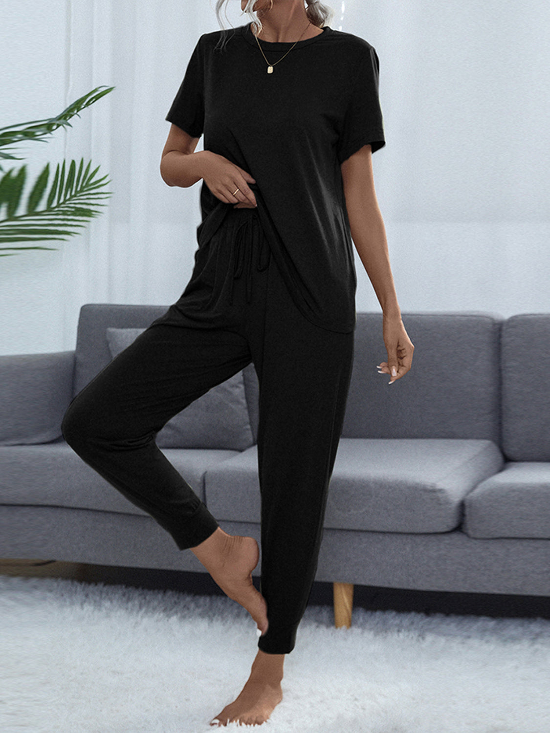 Round Neck Short Sleeve Top and Pants Set 