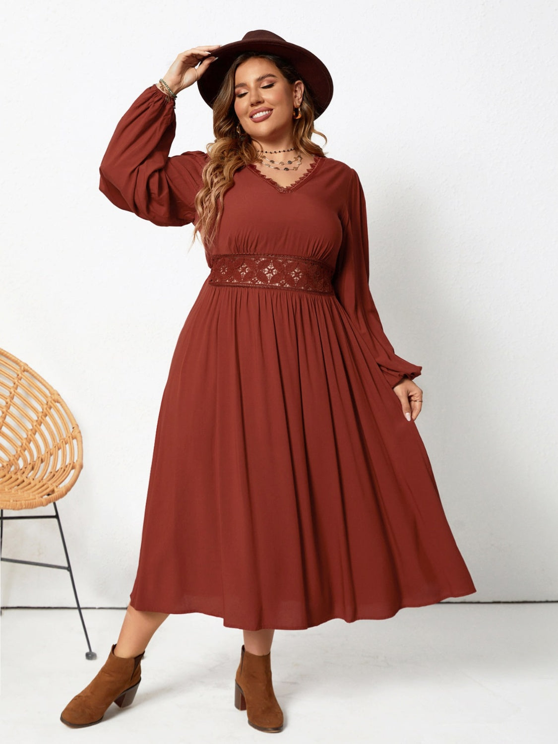 Plus Size Lace Detail V-Neck Balloon Sleeve Dress 