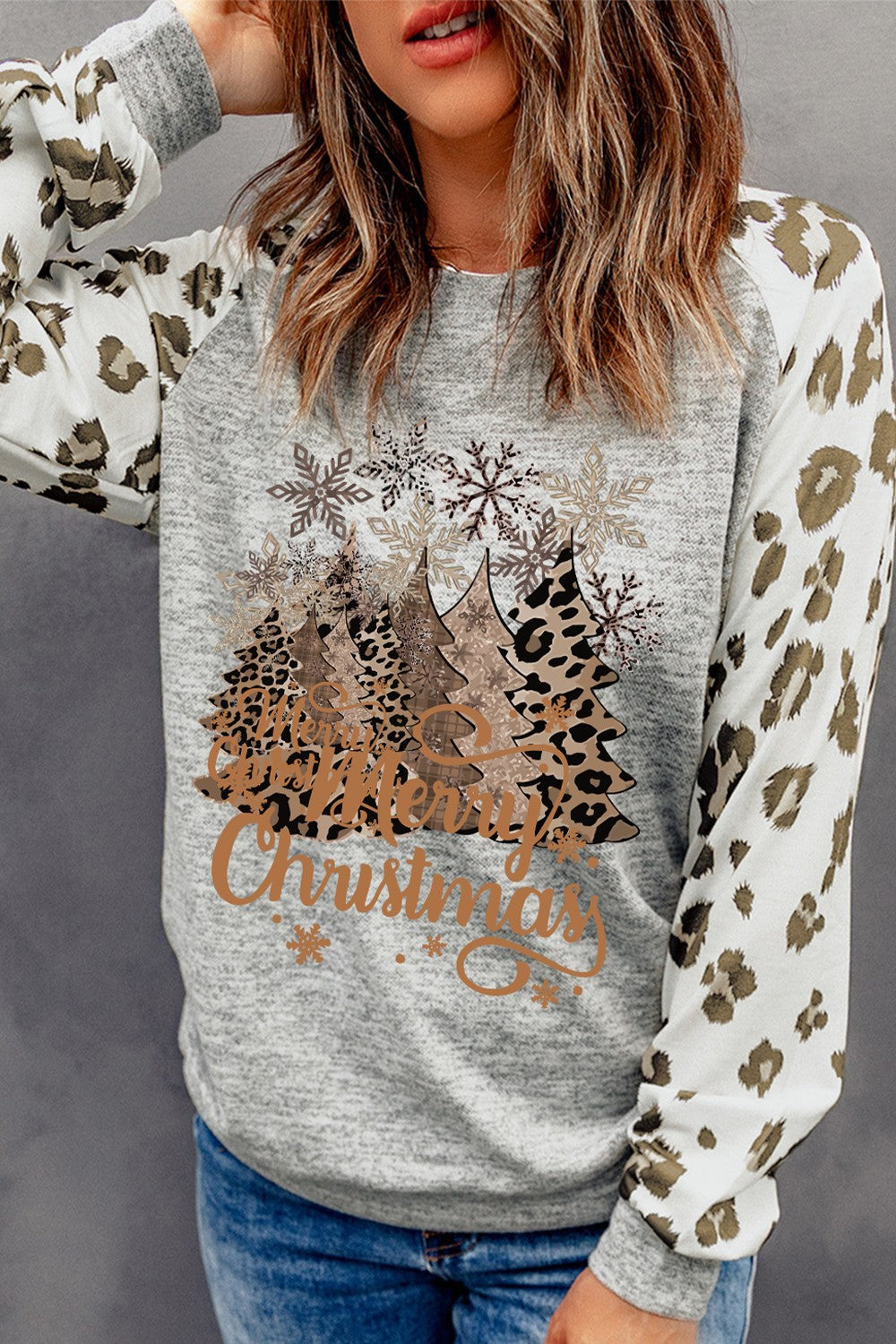 Graphic Leopard Long Sleeve Sweatshirt 