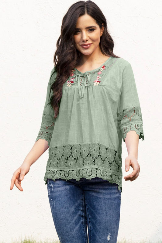 Tie Neck Lace Detail Half Sleeve Blouse 