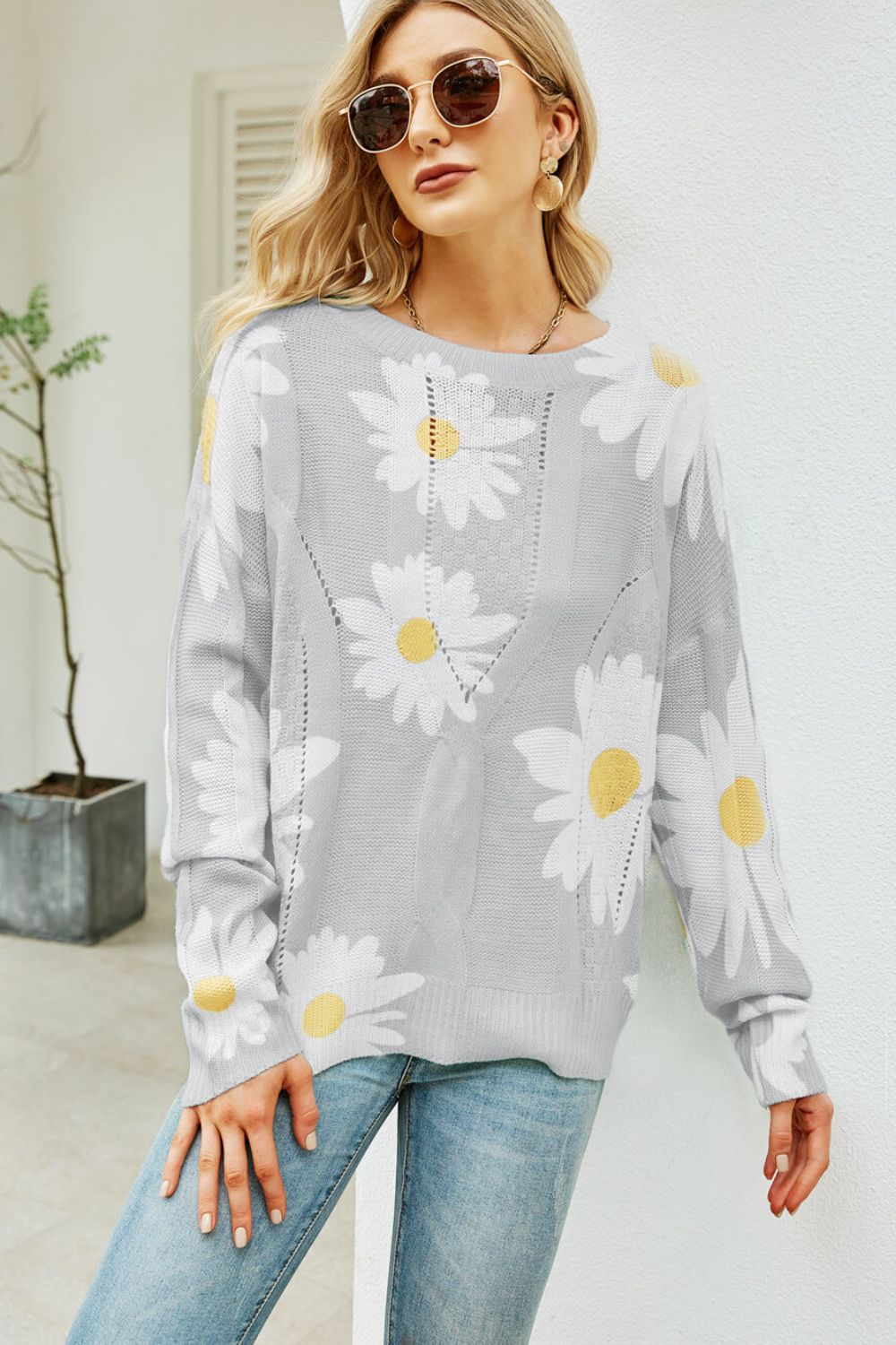 Daisy Print Openwork Round Neck Sweater 