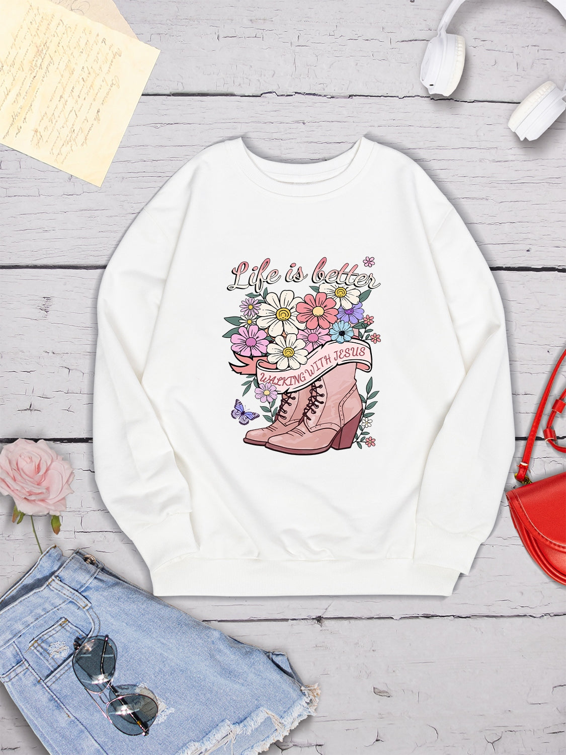 Graphic Round Neck Long Sleeve Sweatshirt 