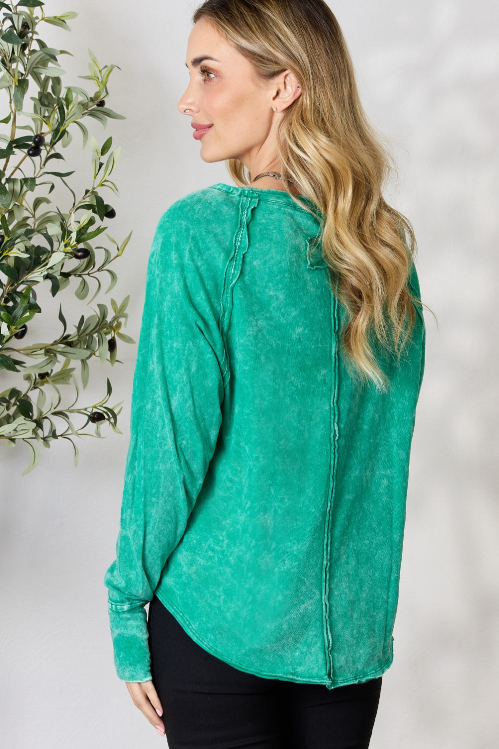 Zenana Round Neck Long Sleeve Top 