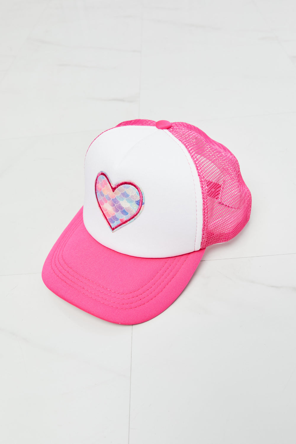 Fame Falling For You Trucker Hat in Pink 