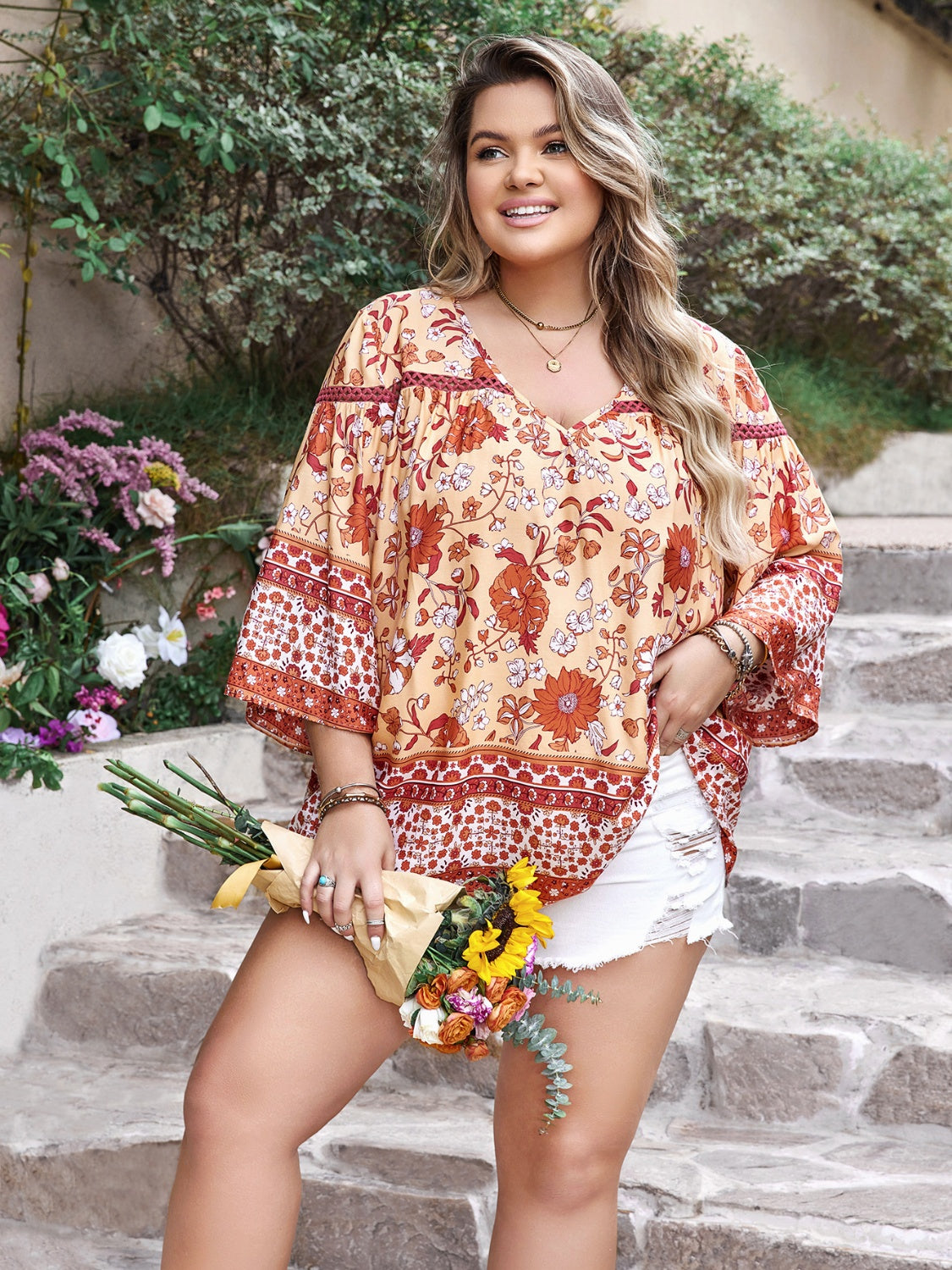 Plus Size Printed V-Neck Three-Quarter Sleeve Blouse 