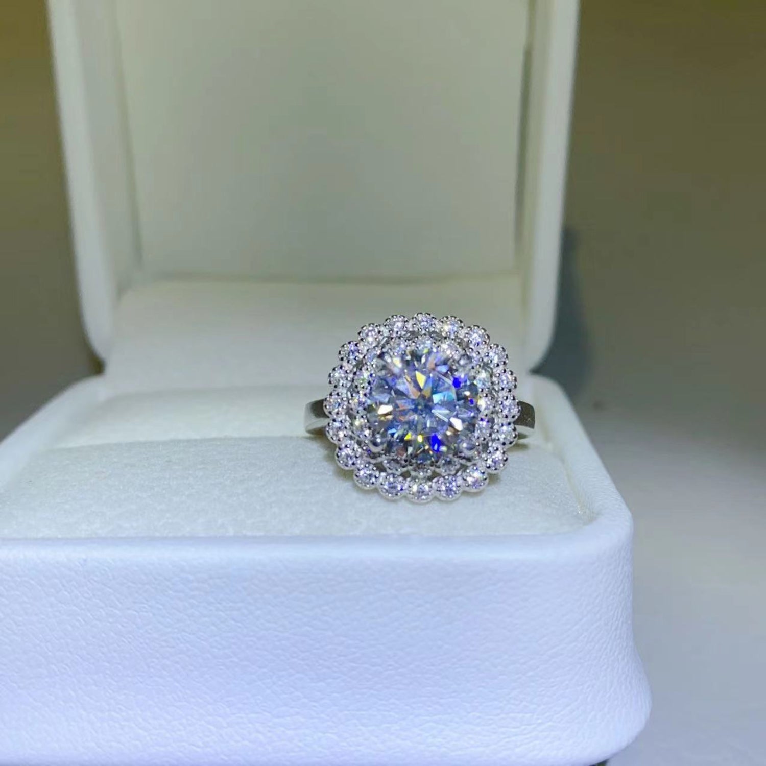 2 Carat Moissanite 925 Sterling Silver Ring 