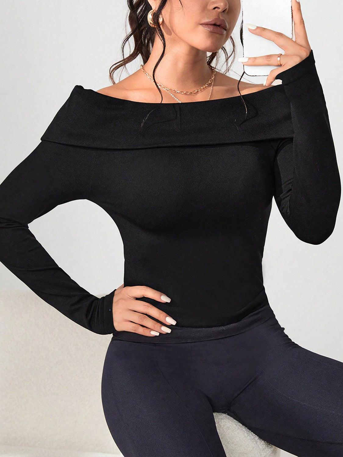 Off-Shoulder Long Sleeve Knit Top 