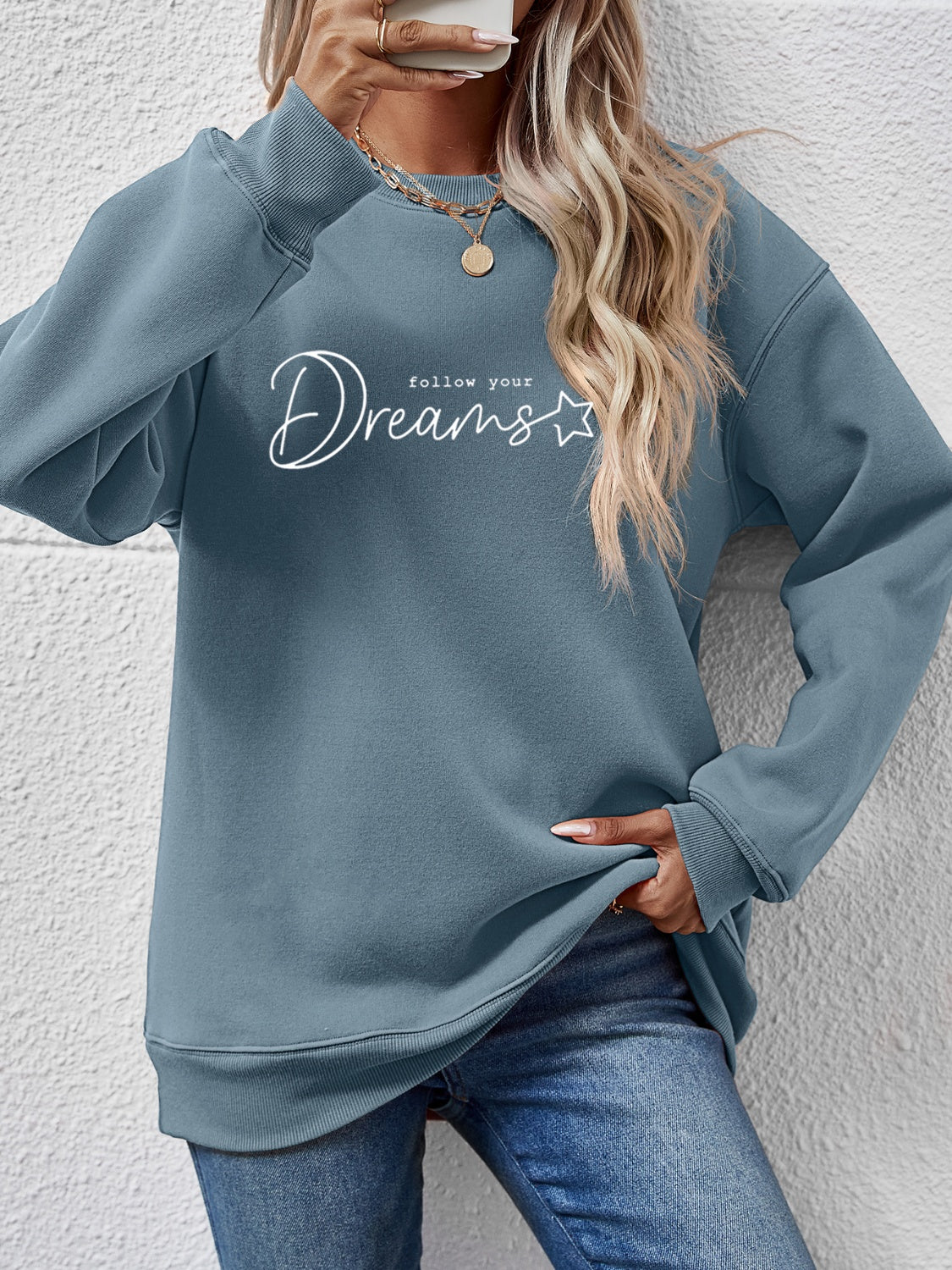 FOLLOW YOUR DREAMS Graphic Sweatshirt 