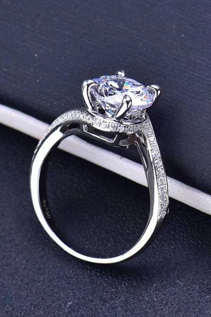 Keep Your Eyes On Me 3 Carat Moissanite Ring 