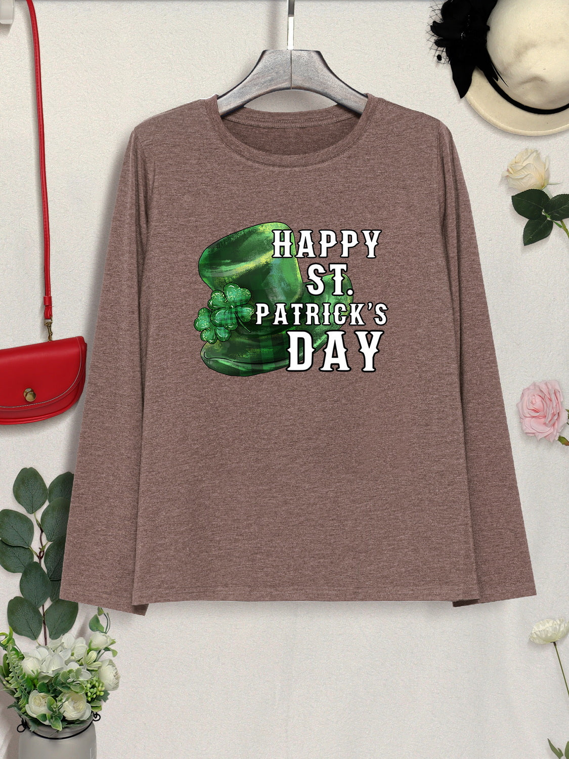 HAPPY ST. PATRICK'S DAY Round Neck T-Shirt 