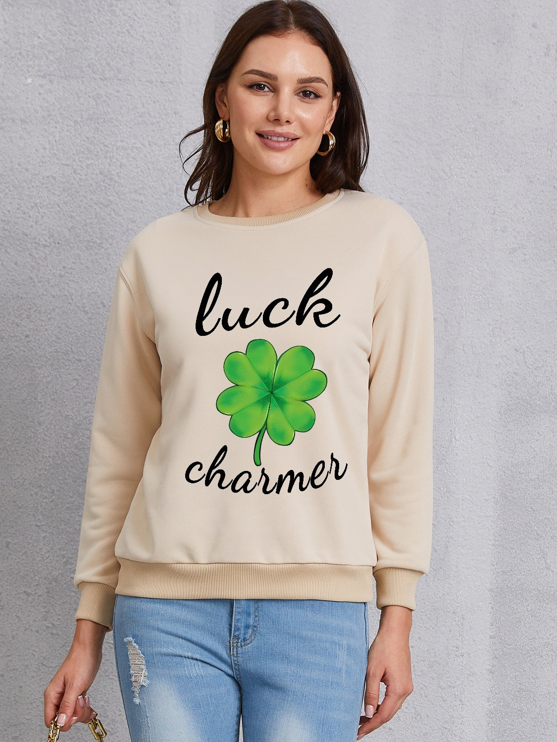 LUCK CHARMER Round Neck Sweatshirt 