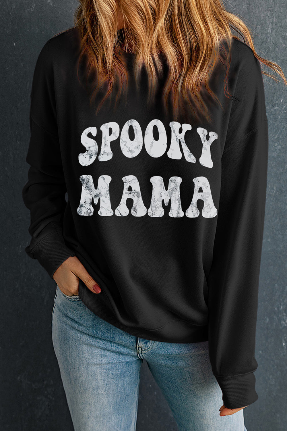 SPOOKY MAMA Graphic Sweatshirt 