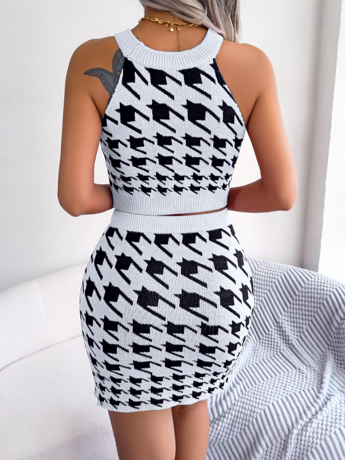 Houndstooth Sleeveless Top and Skirt Sweater Set 