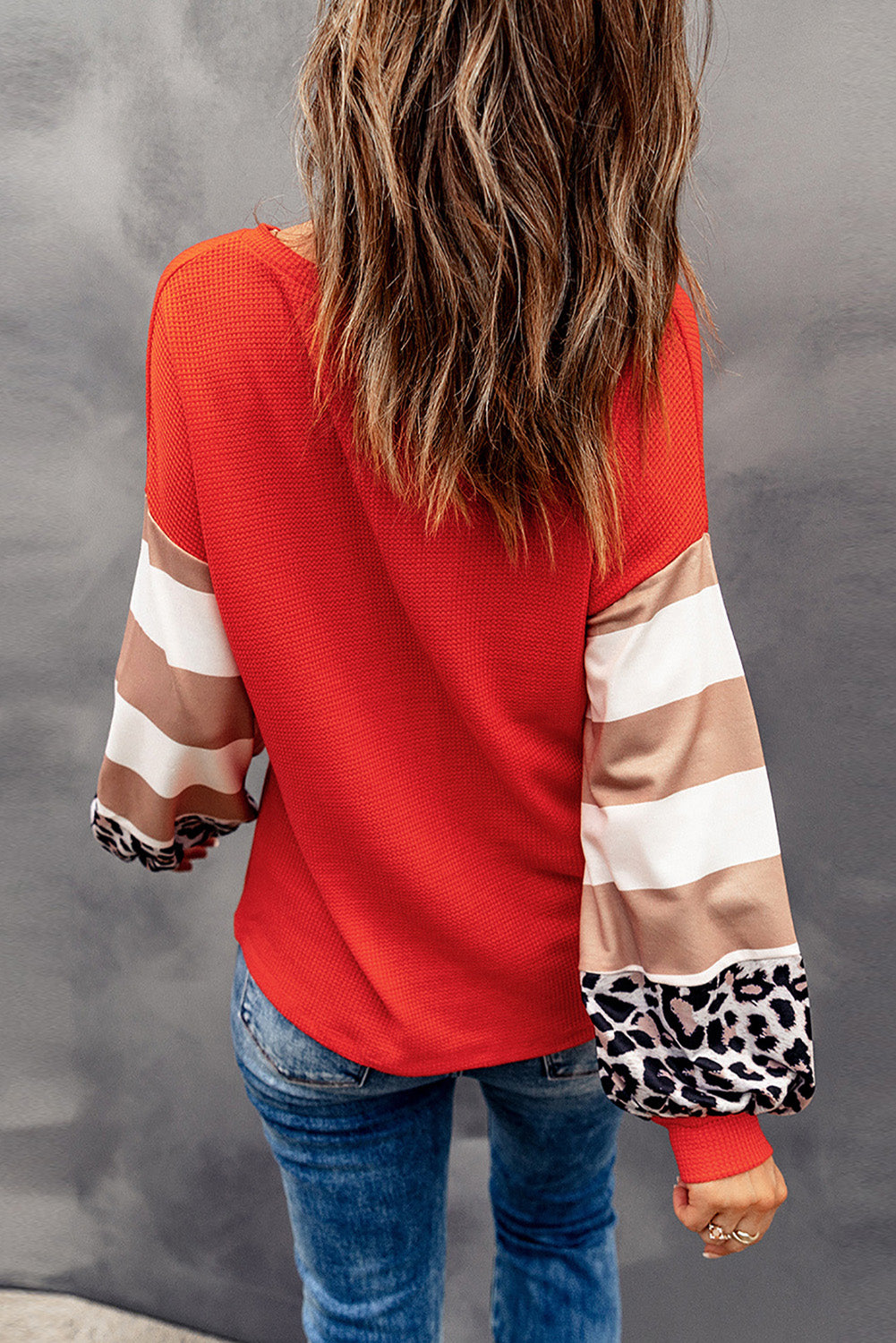 V-Neck Waffle-Knit Pumpkin Graphic Leopard Tee 