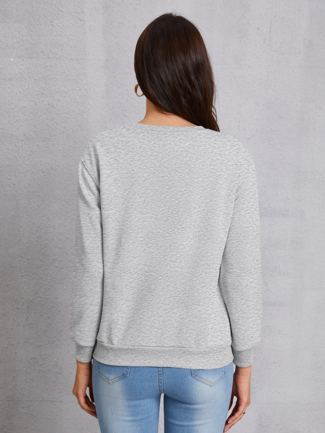 LOVE Round Neck Long Sleeve Sweatshirt 