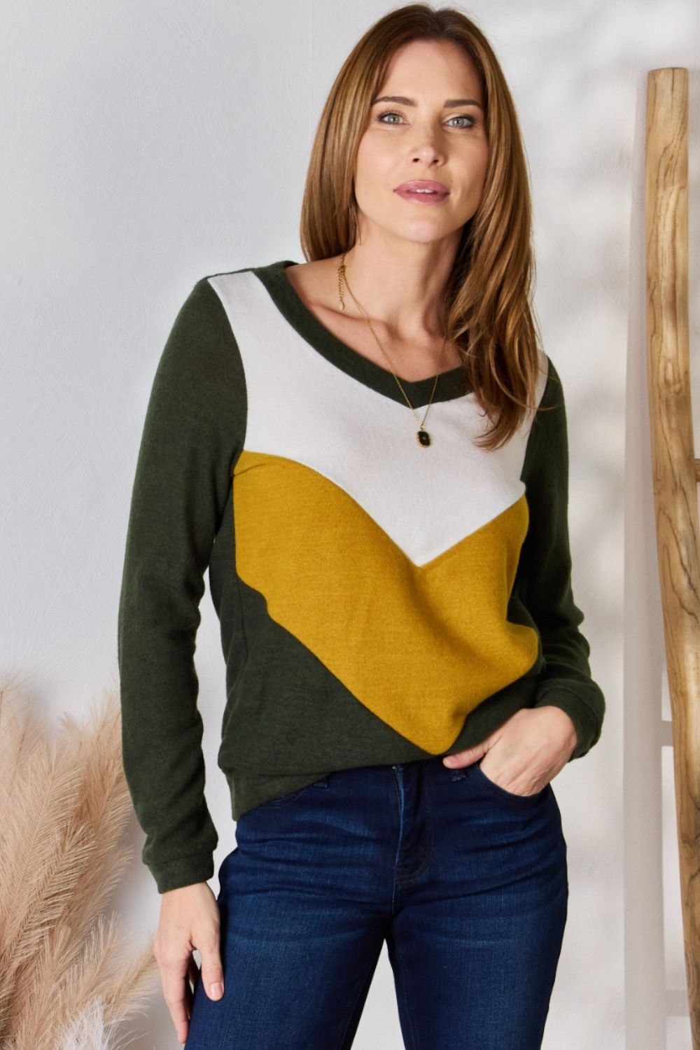 Hailey & Co Full Size Colorblock V-Neck Blouse 