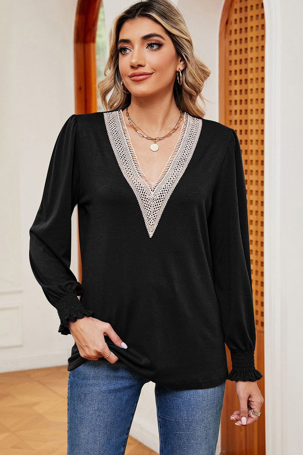 Lace Detail V-Neck Lantern Sleeve T-Shirt 