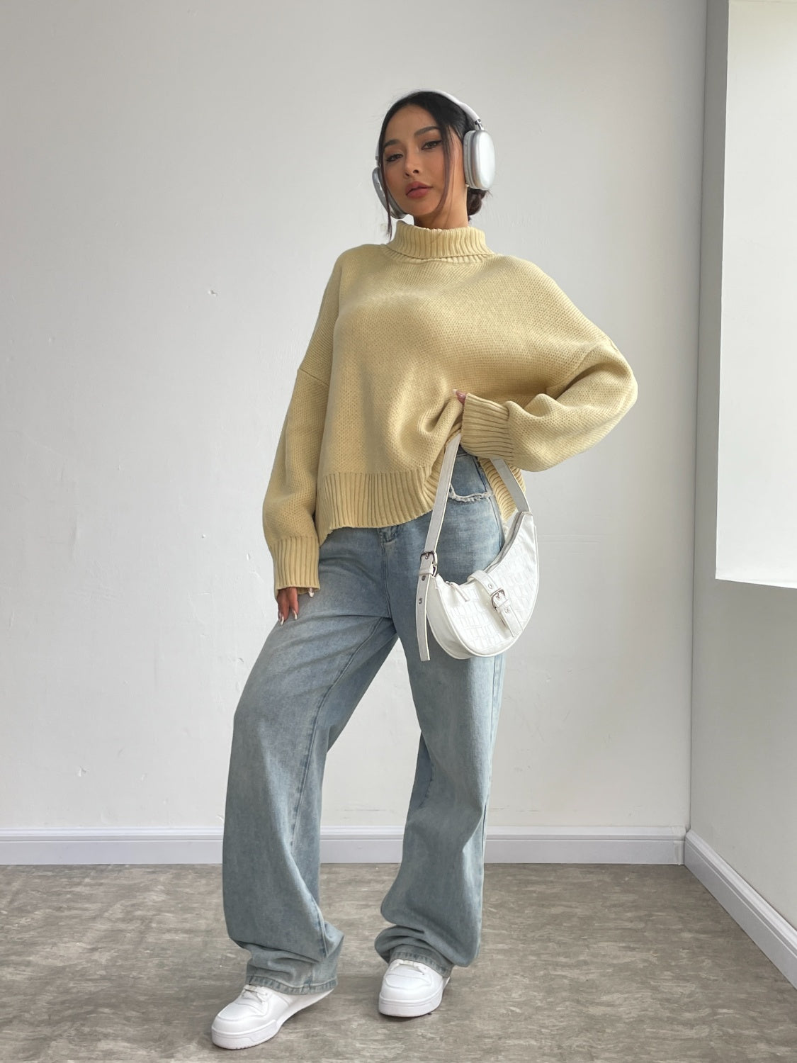 Turtleneck Dropped Shoulder Sweater 