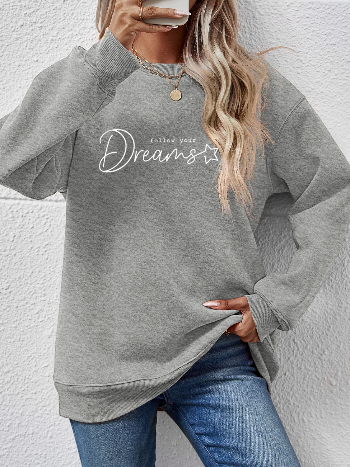 FOLLOW YOUR DREAMS Graphic Sweatshirt 