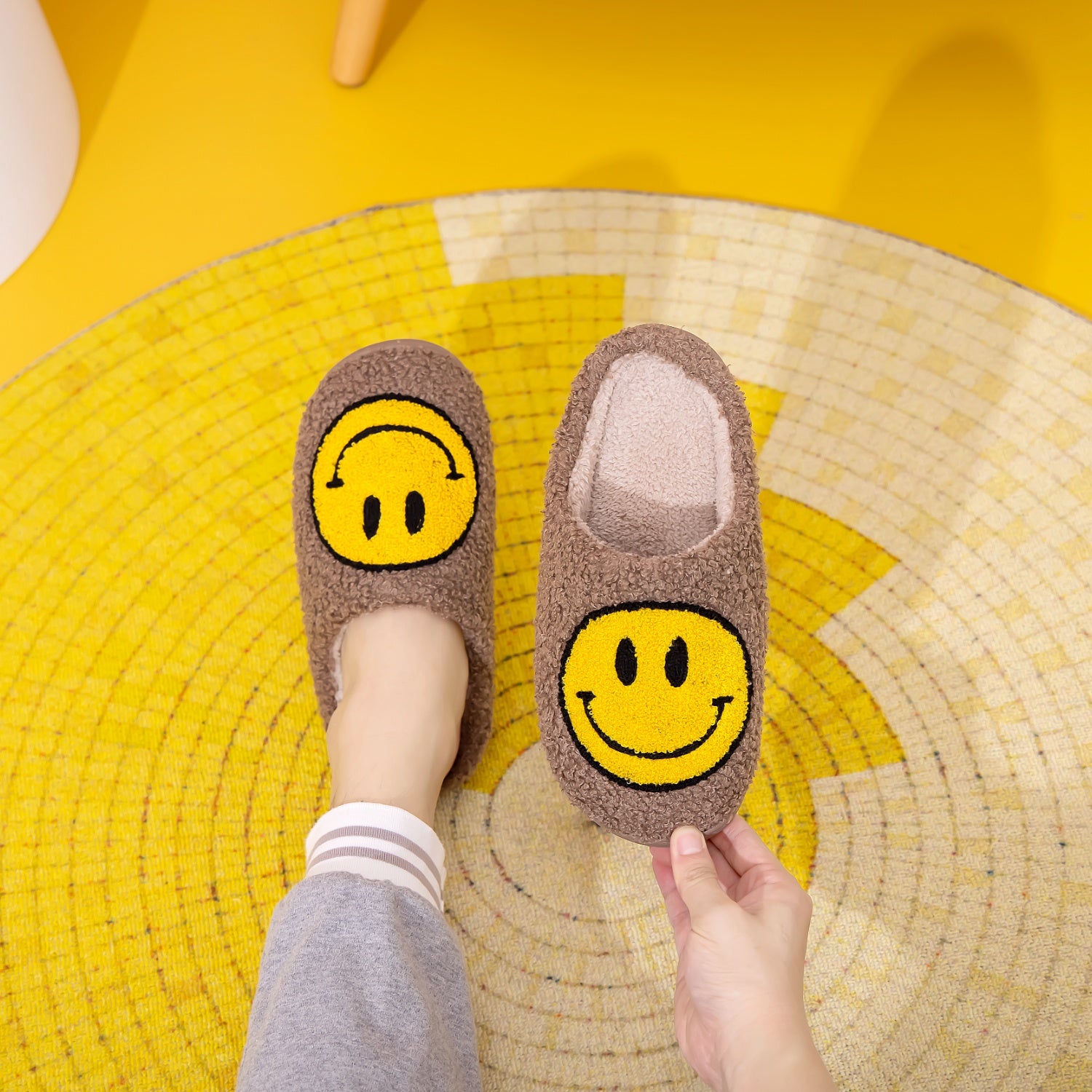 Melody Smiley Face Slippers 