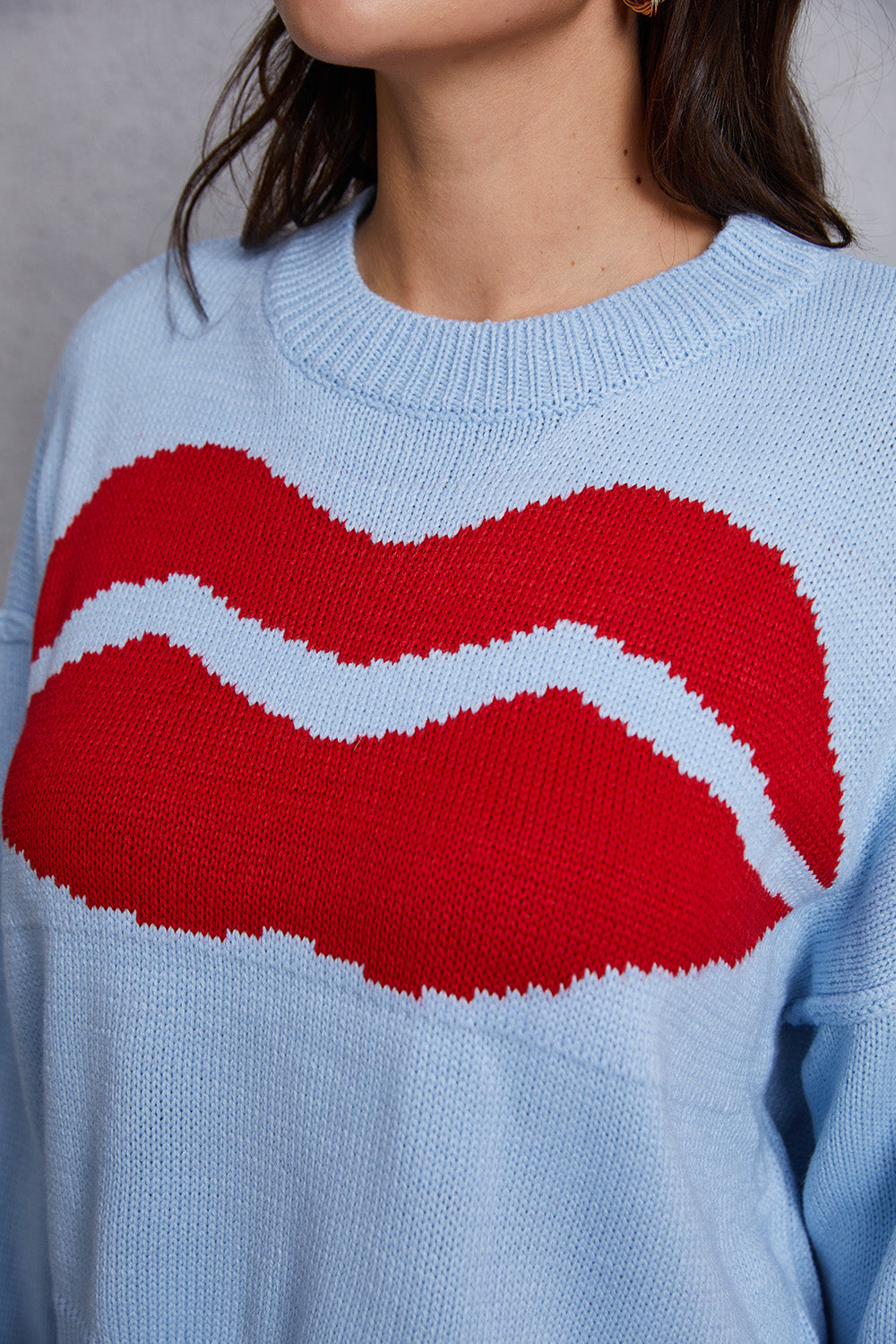 Lip Fringe Round Neck Sweater 