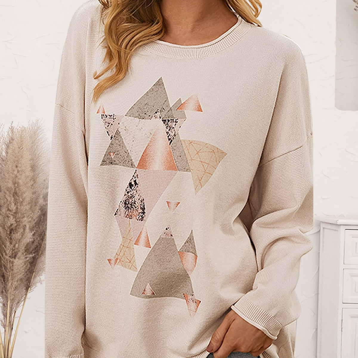 Geometric Graphic Dropped Shoulder Top 